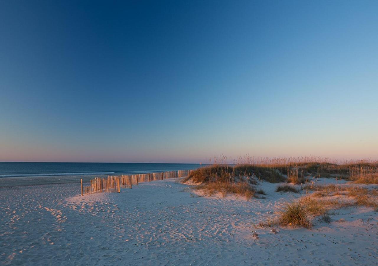 Atlantic Beach Resort, A Ramada By Wyndham Exterior photo